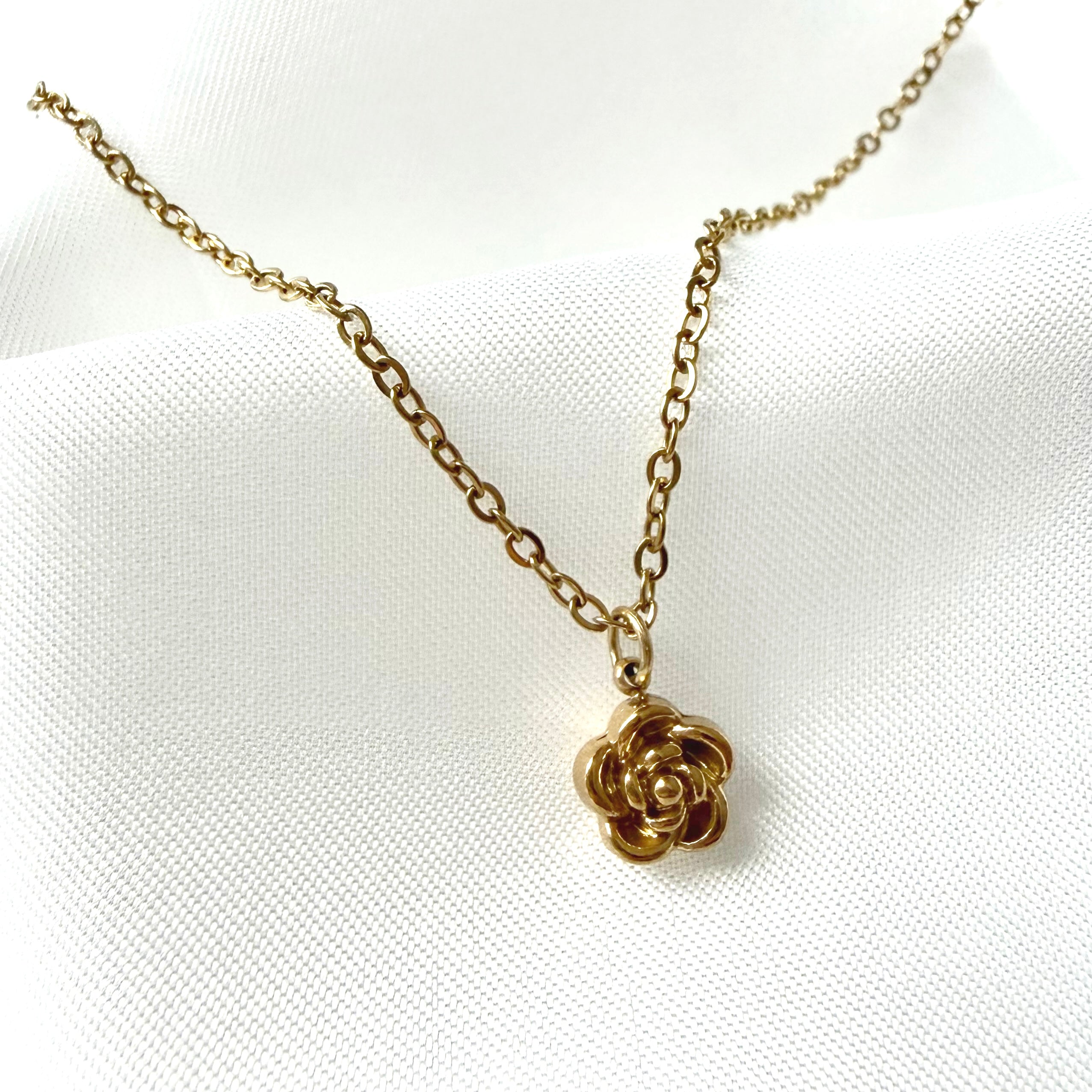 18K ローズモチーフ ネックレス